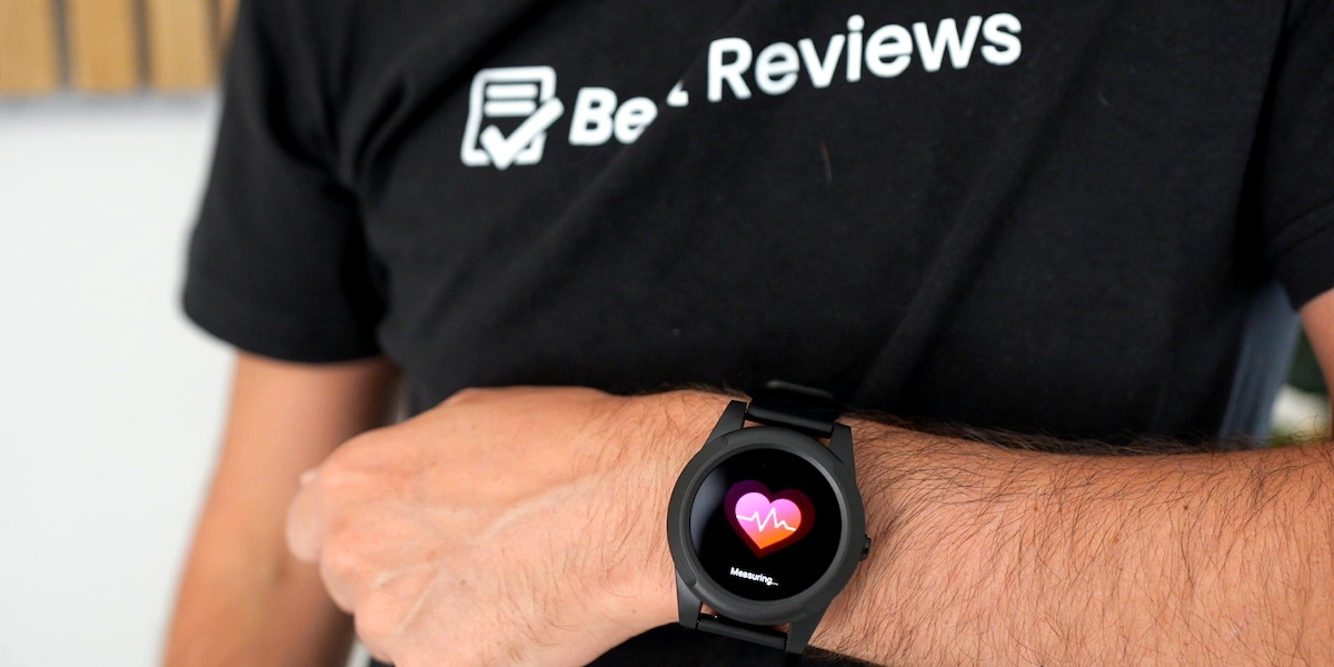 Sidekick Smart measuring heart rate