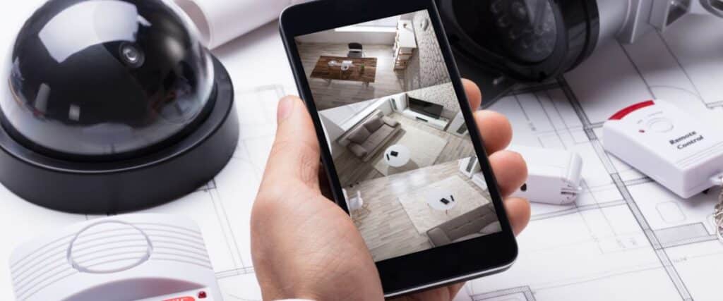 Home security system monitoring on smartphone