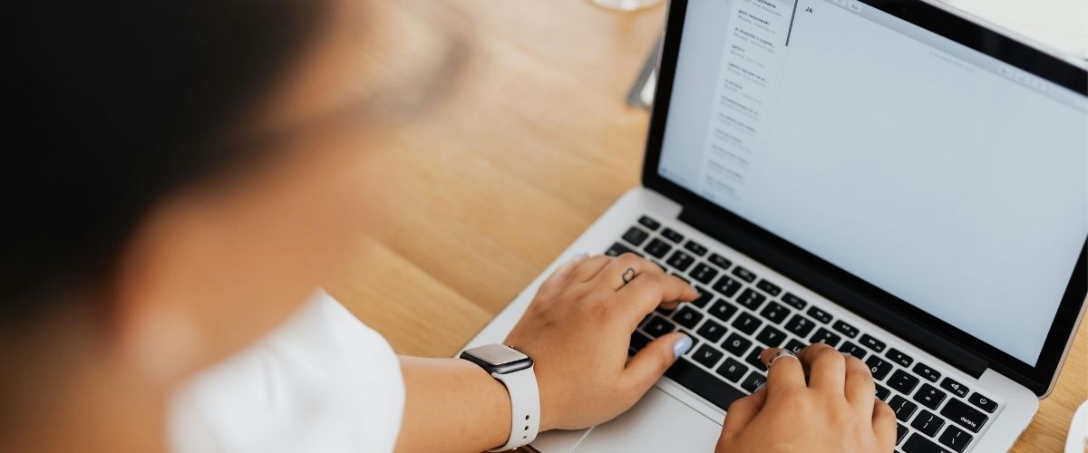 Person writing email