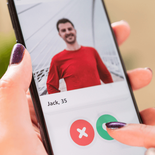 The Rules of Tinder Photos That Will Get You More Matches